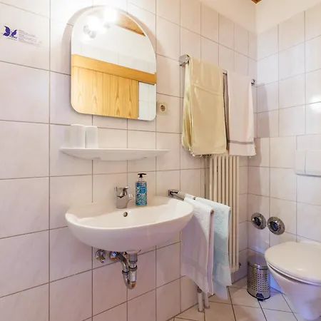 Affittacamere Gaestehaus Noller